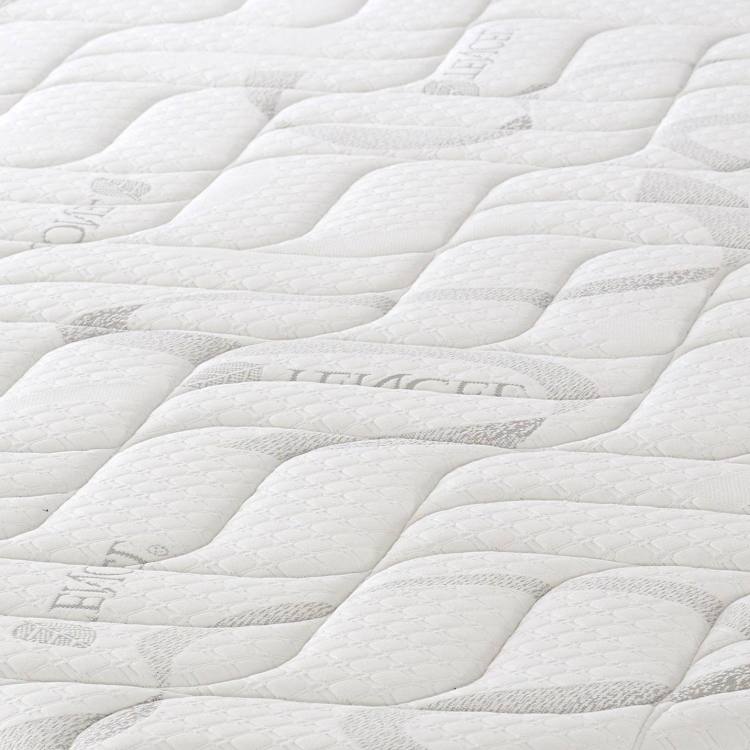 Close up of Style Active Gel 1000 Matress Quilt 