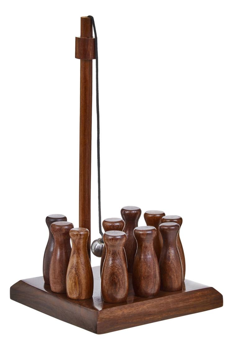 Wellington Dark Wood Skittle Set