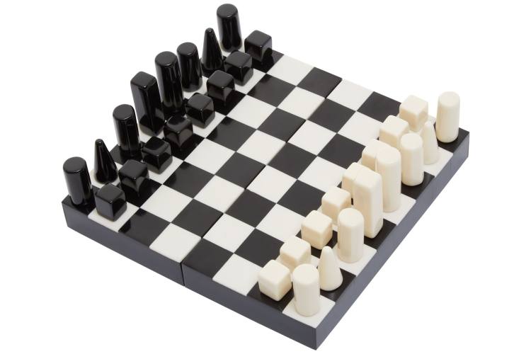 Wellington Small Foldable Chess Set