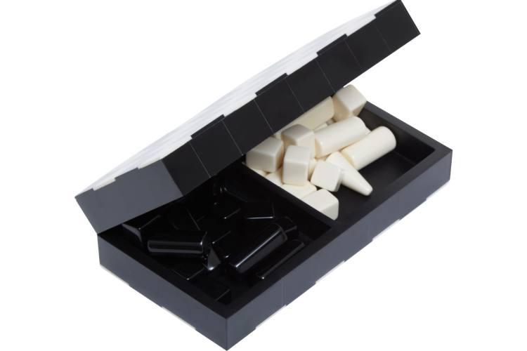 Wellington Small Foldable Chess Set