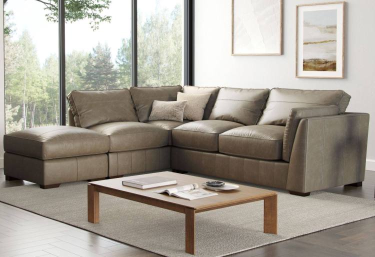 Corner group in the range shown in Turino Mushroom leather 